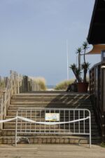 Emergency State. Strandsperrung.